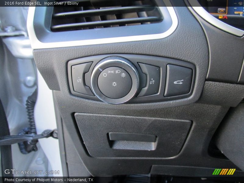 Ingot Silver / Ebony 2016 Ford Edge SEL