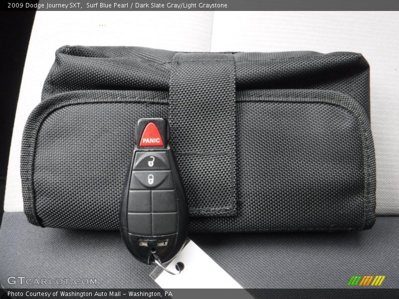 Surf Blue Pearl / Dark Slate Gray/Light Graystone 2009 Dodge Journey SXT