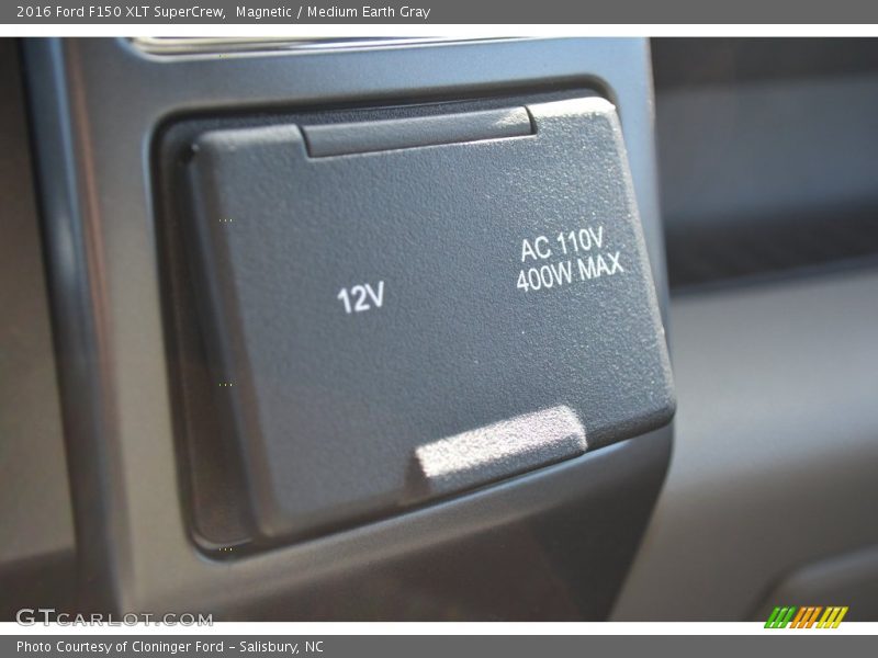 Magnetic / Medium Earth Gray 2016 Ford F150 XLT SuperCrew