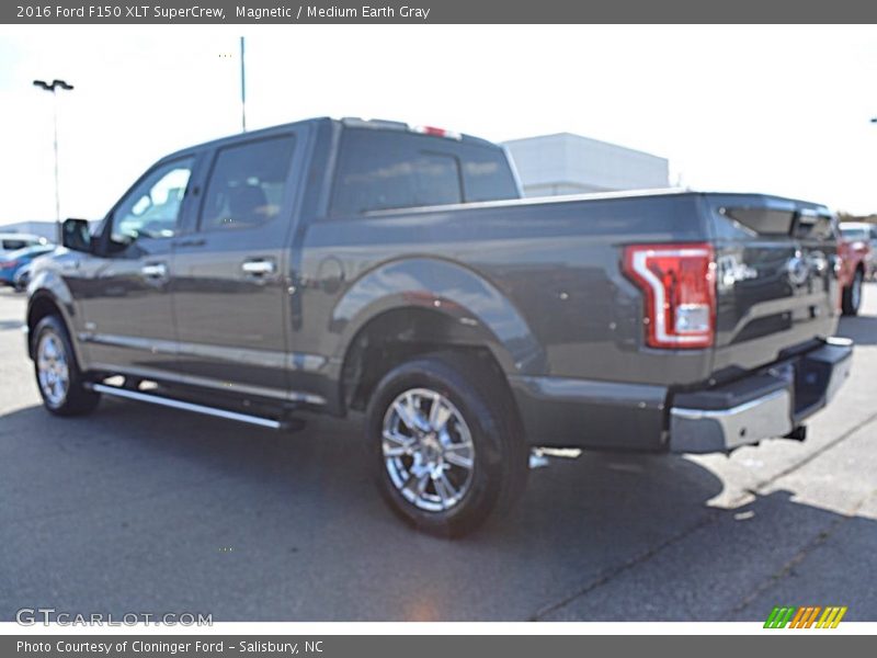 Magnetic / Medium Earth Gray 2016 Ford F150 XLT SuperCrew
