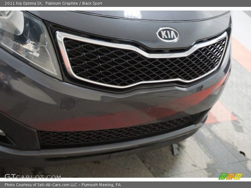 Platinum Graphite / Black Sport 2011 Kia Optima SX