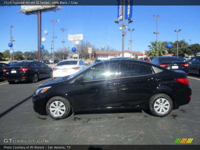 Ultra Black / Gray 2016 Hyundai Accent SE Sedan