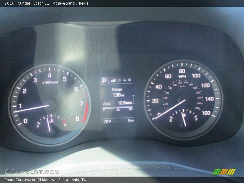 Mojave Sand / Beige 2016 Hyundai Tucson SE