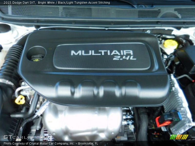 Bright White / Black/Light Tungsten Accent Stitching 2015 Dodge Dart SXT