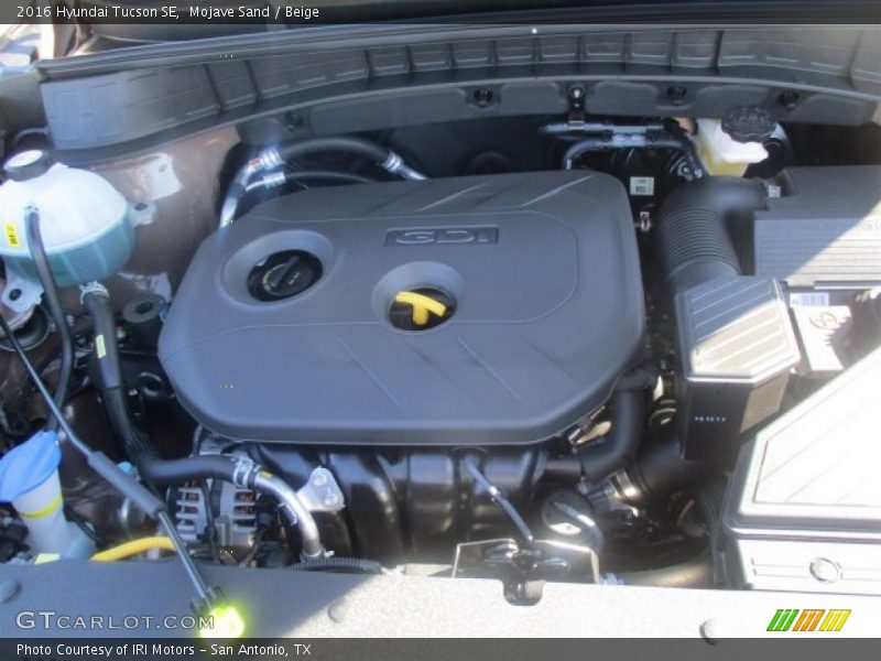 Mojave Sand / Beige 2016 Hyundai Tucson SE