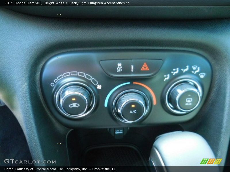 Bright White / Black/Light Tungsten Accent Stitching 2015 Dodge Dart SXT
