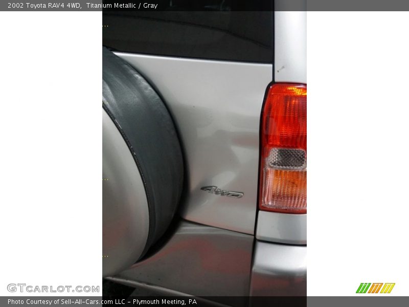 Titanium Metallic / Gray 2002 Toyota RAV4 4WD
