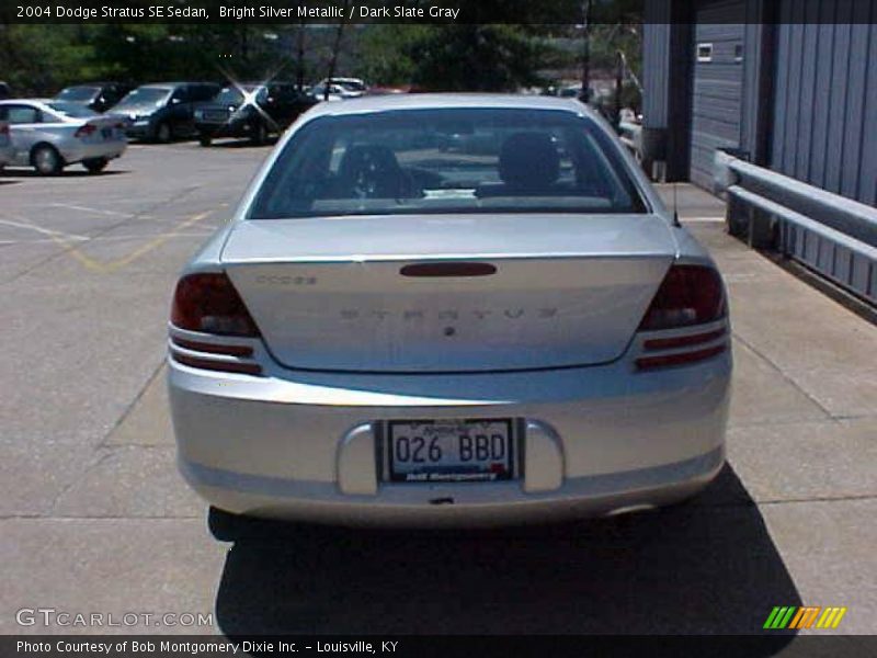 Bright Silver Metallic / Dark Slate Gray 2004 Dodge Stratus SE Sedan