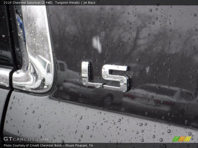 Tungsten Metallic / Jet Black 2016 Chevrolet Suburban LS 4WD