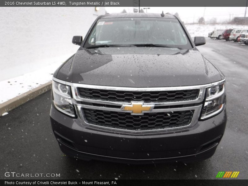 Tungsten Metallic / Jet Black 2016 Chevrolet Suburban LS 4WD