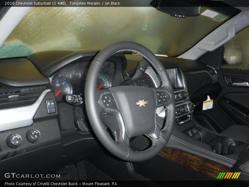 Tungsten Metallic / Jet Black 2016 Chevrolet Suburban LS 4WD