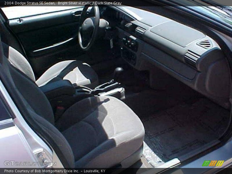 Bright Silver Metallic / Dark Slate Gray 2004 Dodge Stratus SE Sedan