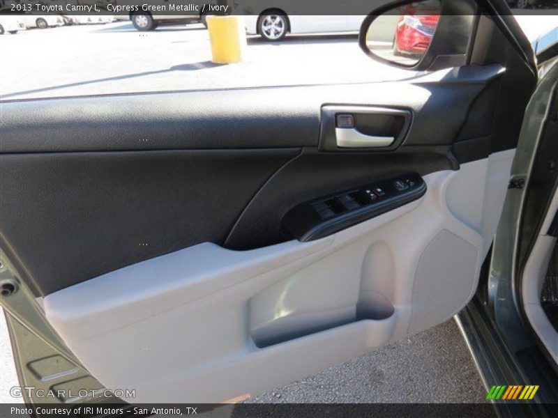 Cypress Green Metallic / Ivory 2013 Toyota Camry L