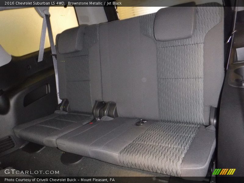 Brownstone Metallic / Jet Black 2016 Chevrolet Suburban LS 4WD