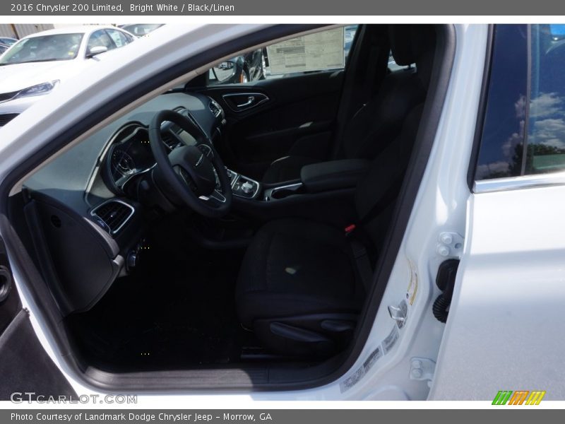 Bright White / Black/Linen 2016 Chrysler 200 Limited