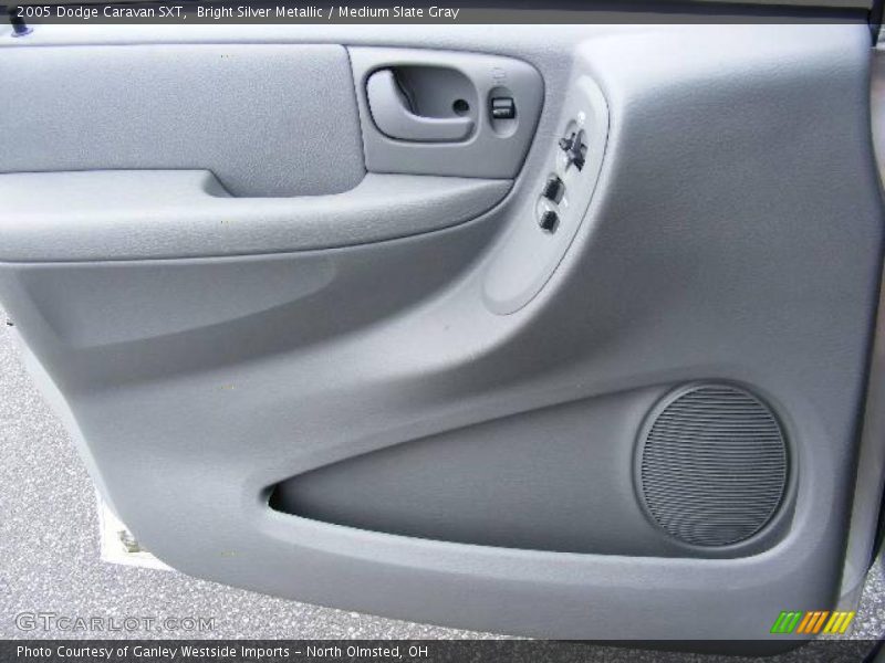 Bright Silver Metallic / Medium Slate Gray 2005 Dodge Caravan SXT