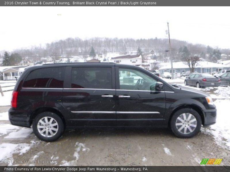 Brilliant Black Crystal Pearl / Black/Light Graystone 2016 Chrysler Town & Country Touring