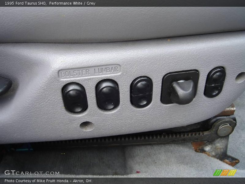Performance White / Grey 1995 Ford Taurus SHO