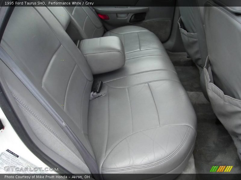 Performance White / Grey 1995 Ford Taurus SHO
