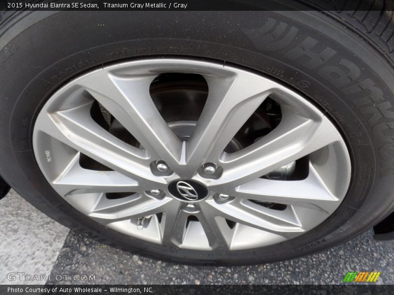 Titanium Gray Metallic / Gray 2015 Hyundai Elantra SE Sedan