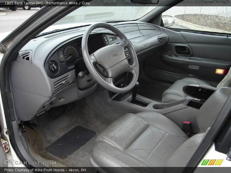 Performance White / Grey 1995 Ford Taurus SHO