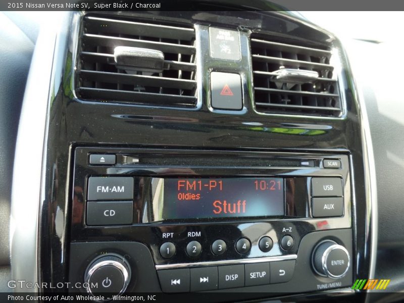 Super Black / Charcoal 2015 Nissan Versa Note SV