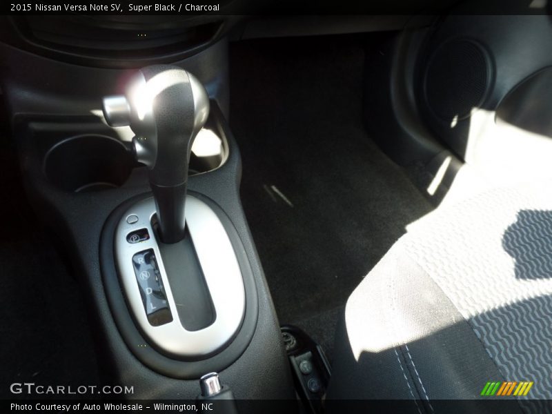 Super Black / Charcoal 2015 Nissan Versa Note SV