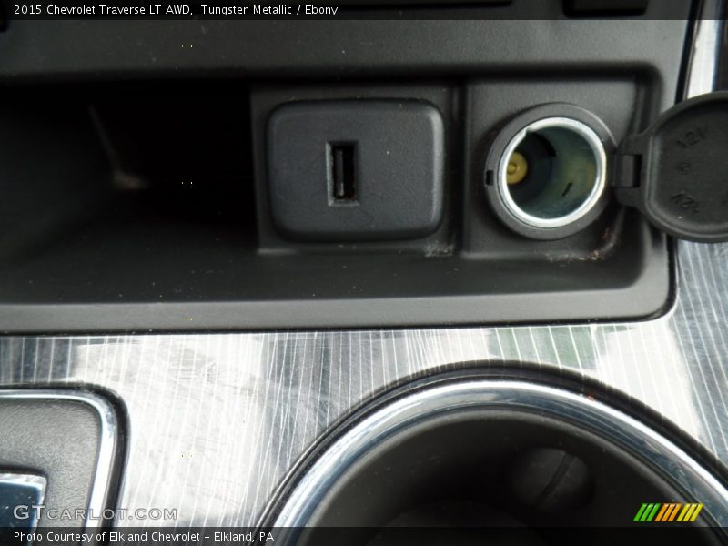 Tungsten Metallic / Ebony 2015 Chevrolet Traverse LT AWD