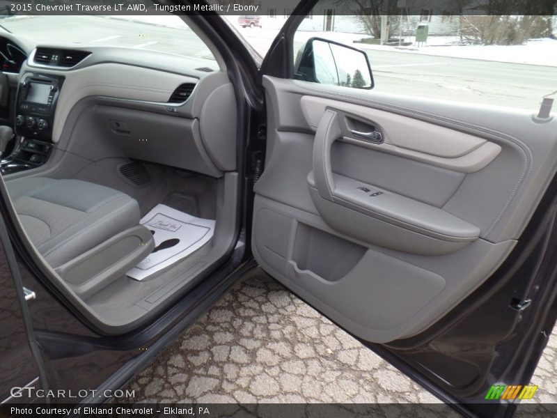 Tungsten Metallic / Ebony 2015 Chevrolet Traverse LT AWD
