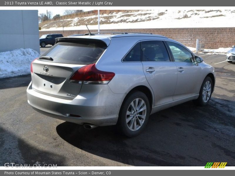 Classic Silver Metallic / Light Gray 2013 Toyota Venza LE AWD