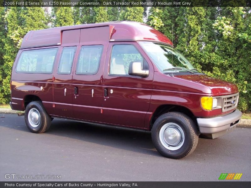 Dark Toreador Red Metallic / Medium Flint Grey 2006 Ford E Series Van E250 Passenger Conversion