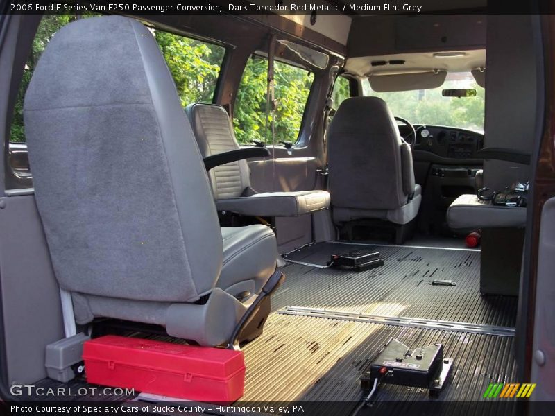 Dark Toreador Red Metallic / Medium Flint Grey 2006 Ford E Series Van E250 Passenger Conversion