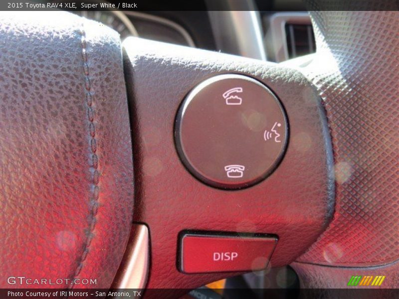 Super White / Black 2015 Toyota RAV4 XLE