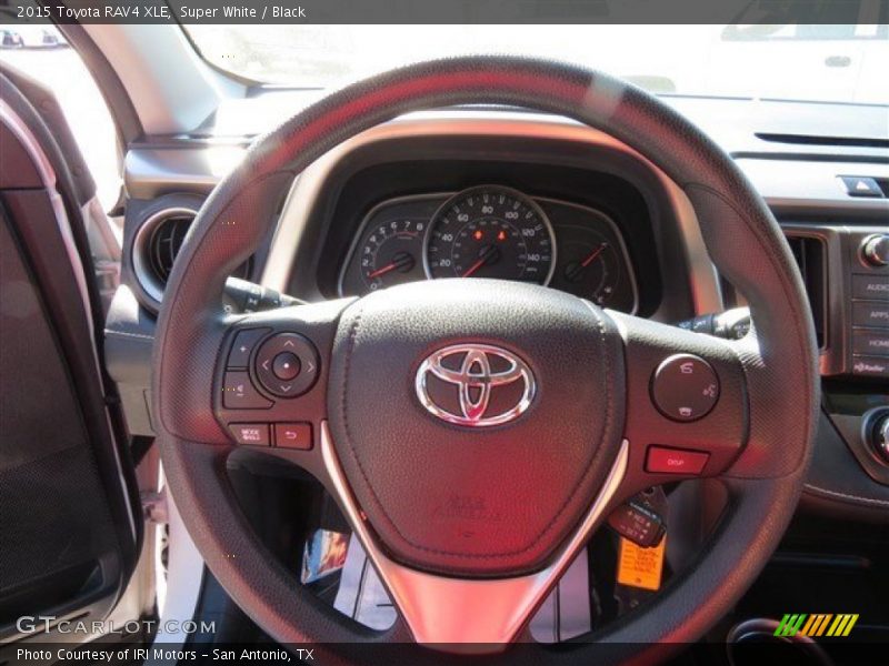 Super White / Black 2015 Toyota RAV4 XLE
