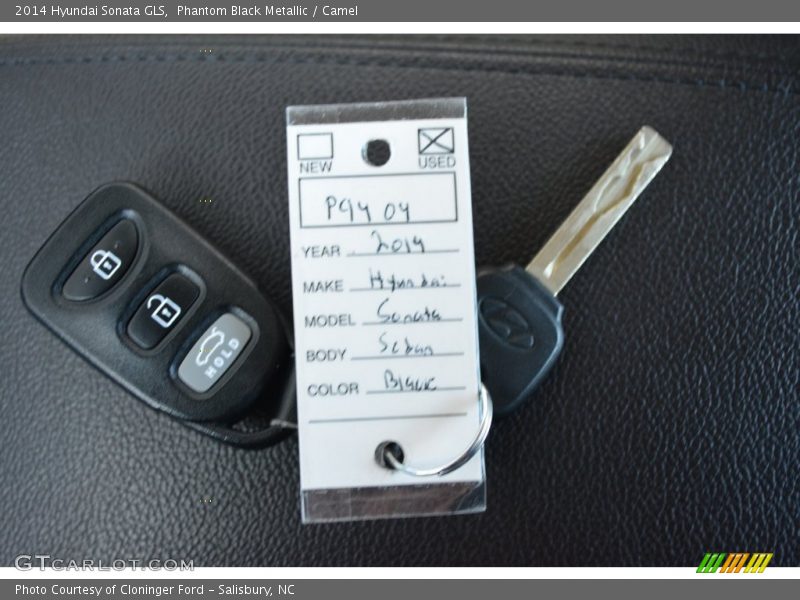Phantom Black Metallic / Camel 2014 Hyundai Sonata GLS