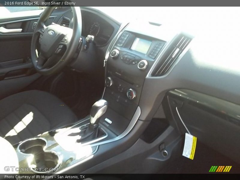 Ingot Silver / Ebony 2016 Ford Edge SE