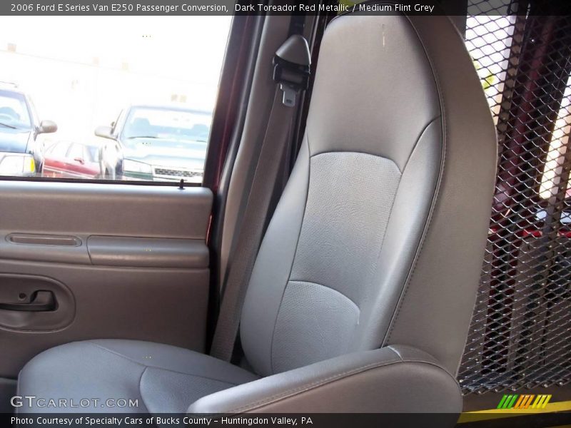 Dark Toreador Red Metallic / Medium Flint Grey 2006 Ford E Series Van E250 Passenger Conversion