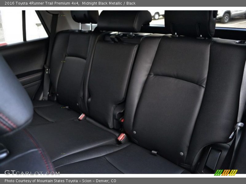 Midnight Black Metallic / Black 2016 Toyota 4Runner Trail Premium 4x4