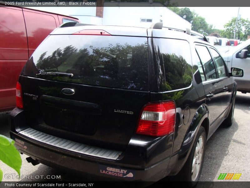 Black / Pebble 2005 Ford Freestyle Limited AWD
