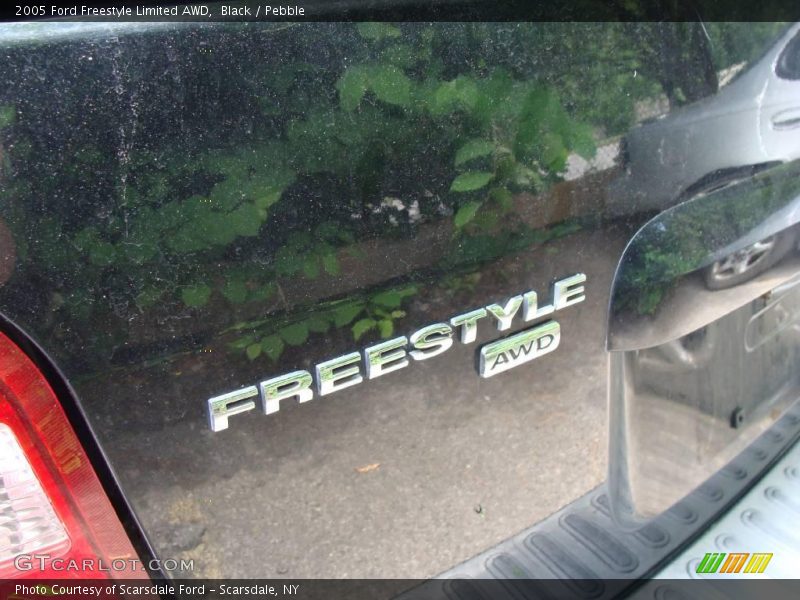 Black / Pebble 2005 Ford Freestyle Limited AWD