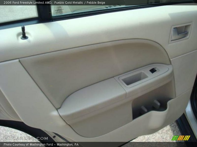 Pueblo Gold Metallic / Pebble Beige 2006 Ford Freestyle Limited AWD
