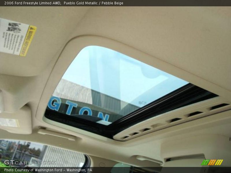Pueblo Gold Metallic / Pebble Beige 2006 Ford Freestyle Limited AWD