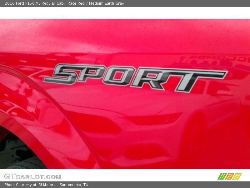 Race Red / Medium Earth Gray 2016 Ford F150 XL Regular Cab