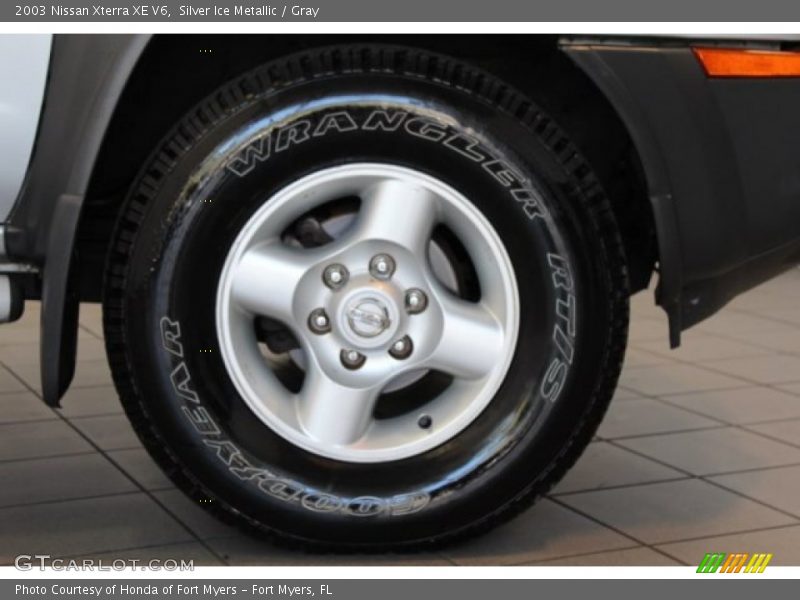 Silver Ice Metallic / Gray 2003 Nissan Xterra XE V6