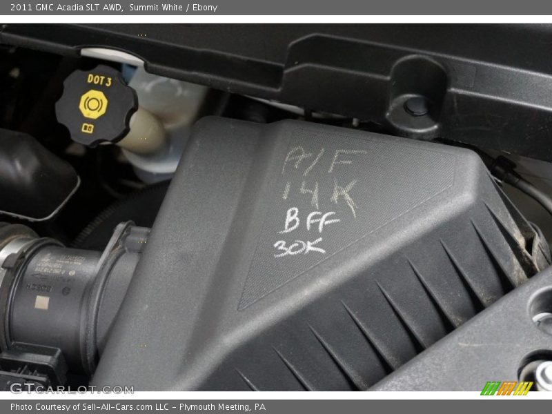 Summit White / Ebony 2011 GMC Acadia SLT AWD