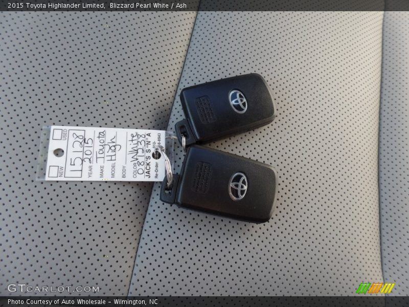 Blizzard Pearl White / Ash 2015 Toyota Highlander Limited