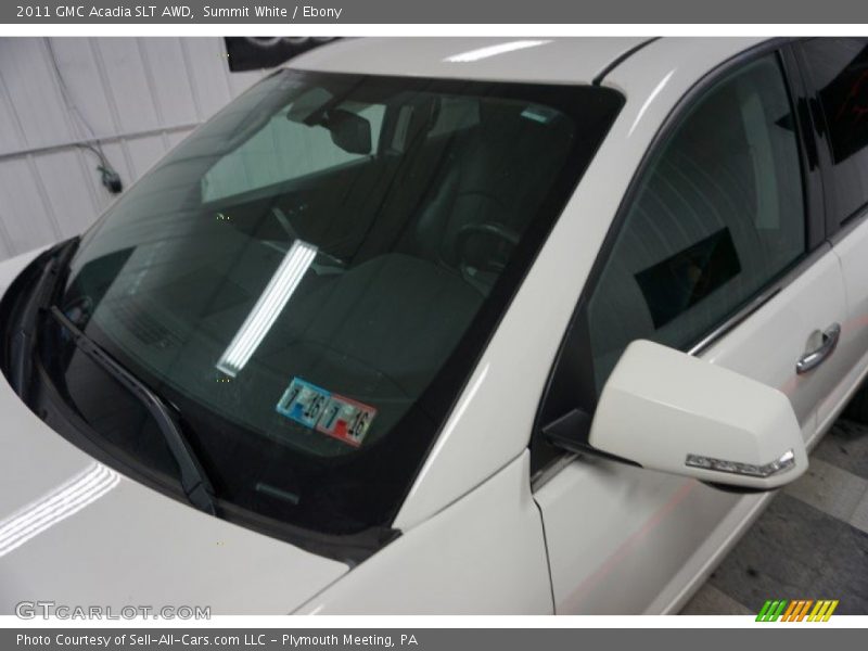 Summit White / Ebony 2011 GMC Acadia SLT AWD