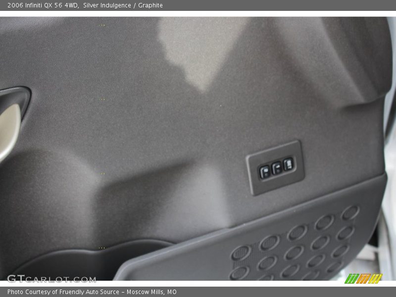 Silver Indulgence / Graphite 2006 Infiniti QX 56 4WD
