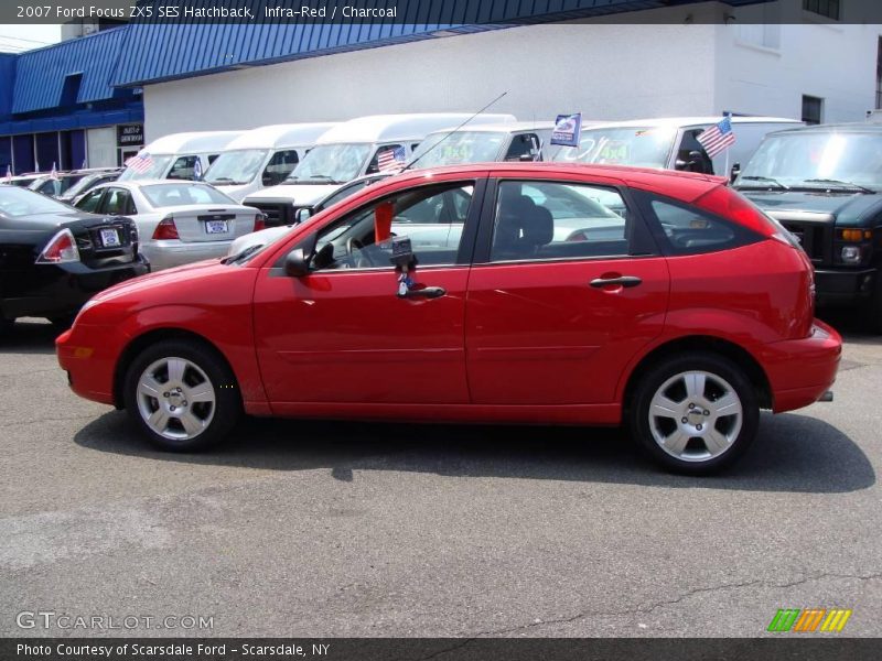 Infra-Red / Charcoal 2007 Ford Focus ZX5 SES Hatchback