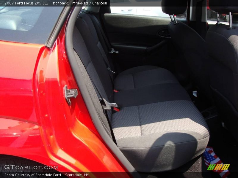 Infra-Red / Charcoal 2007 Ford Focus ZX5 SES Hatchback